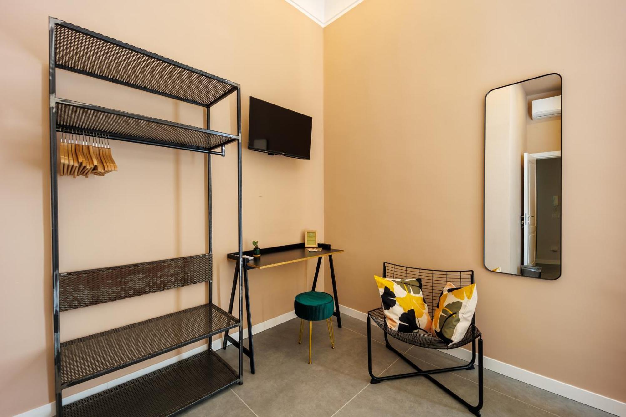 Le Stanze Di Napoli Hotel Luaran gambar